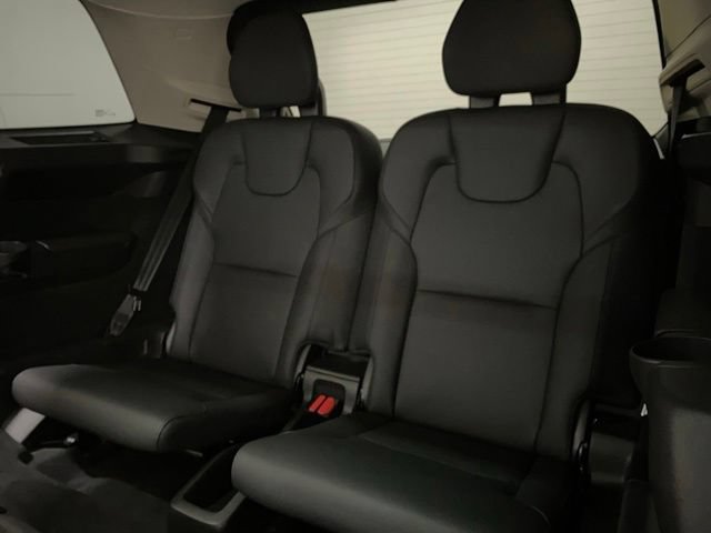 Used 2024 Volvo XC90 T8 Plus w/ Protection Package Premier AWD/4WD image 23