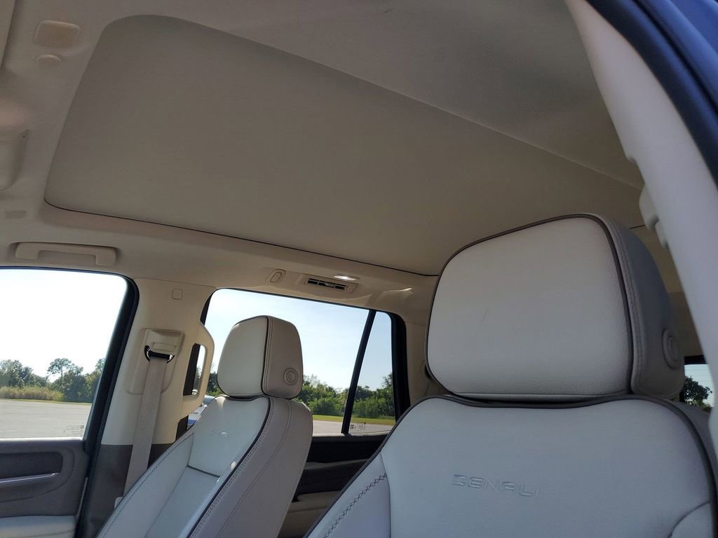 Used 2022 GMC Yukon Denali w/ Max Trailering Package image 30