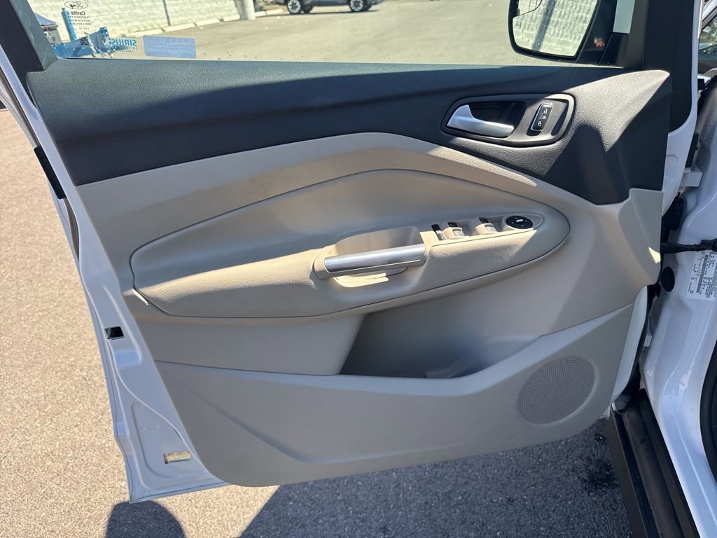 Used 2013 Ford C-MAX SEL image 20