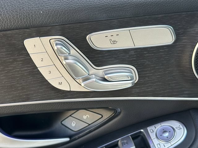 Used 2022 Mercedes-Benz GLC 300 image 21