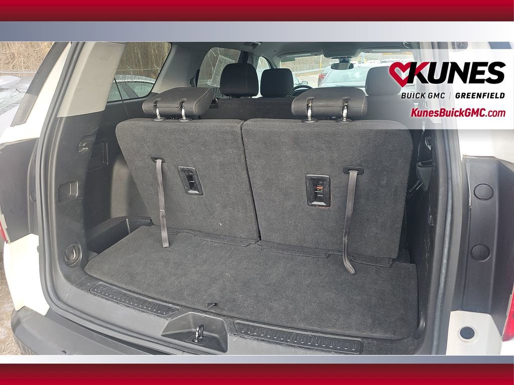 Used 2023 GMC Acadia SLE FWD image 30