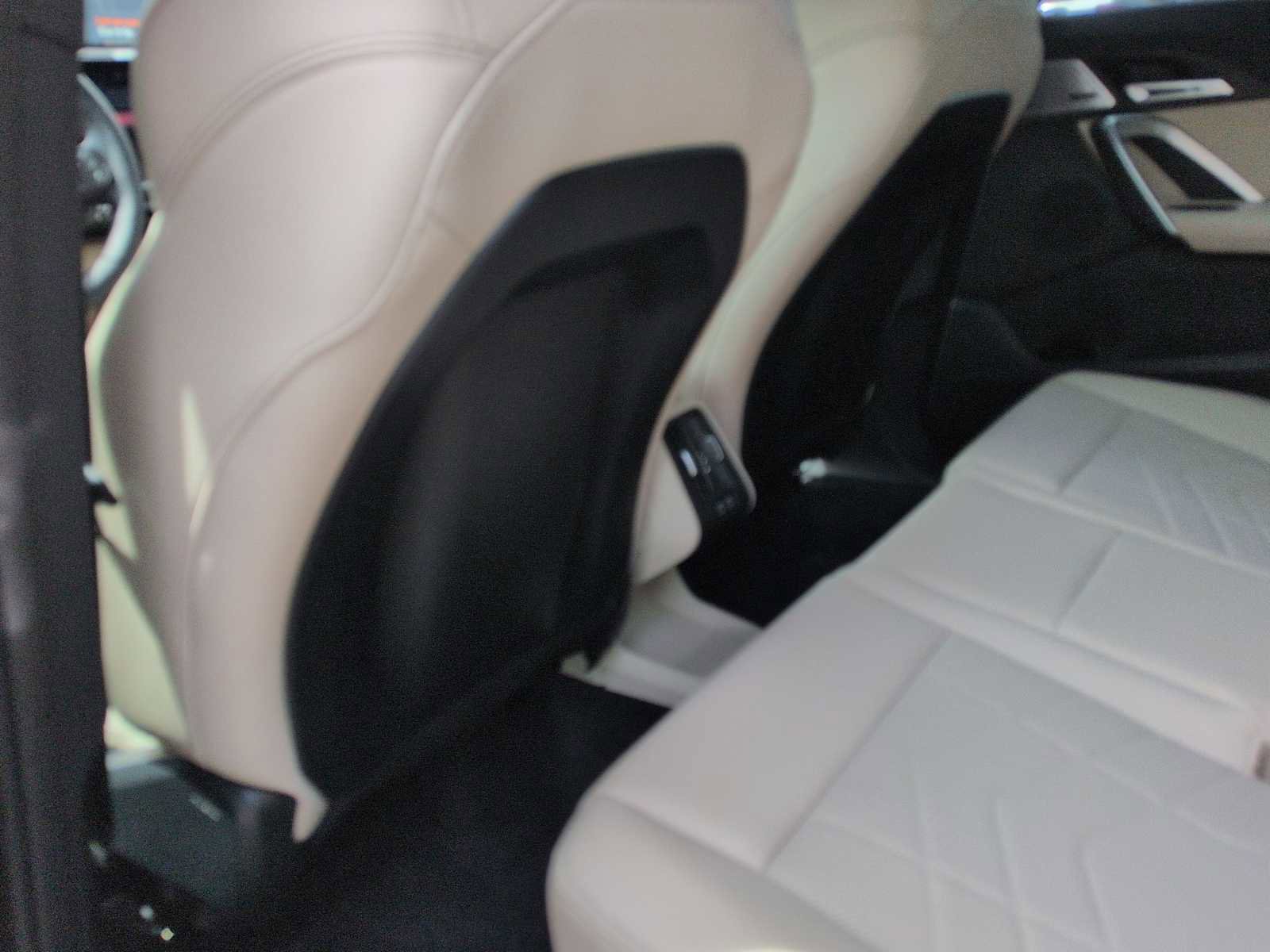 Certified 2025 BMW X1 xDrive28i AWD/4WD image 17