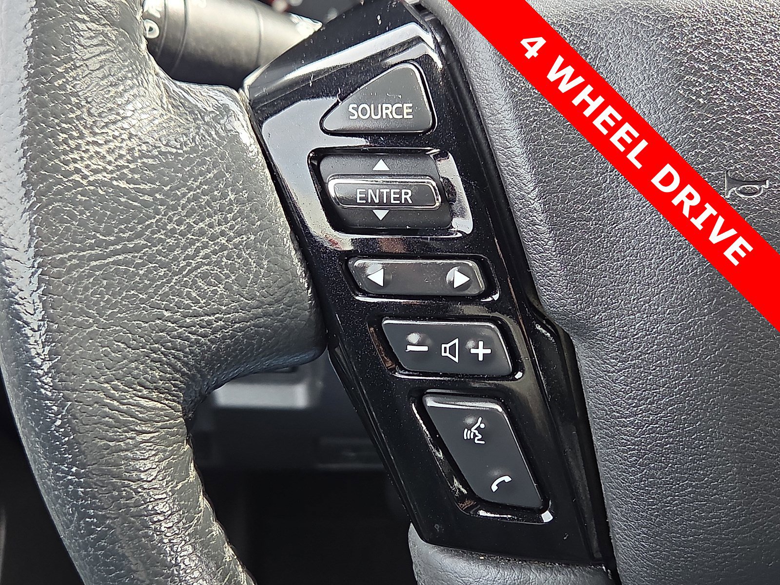 Used 2022 Nissan Frontier PRO-4X w/ Pro-4X Premium Package image 21