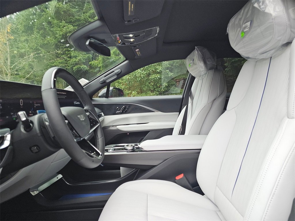 New 2026 Cadillac Lyriq Sport image 23