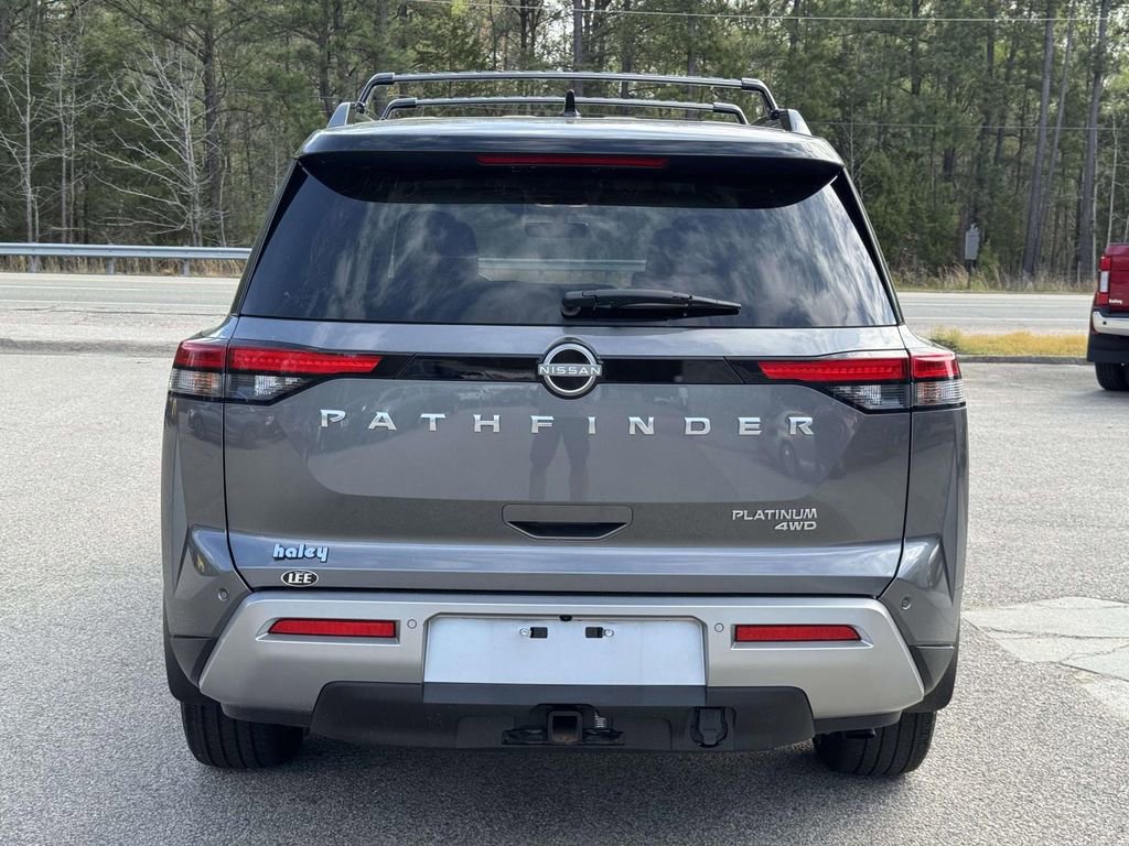 Used 2023 Nissan Pathfinder Platinum image 24