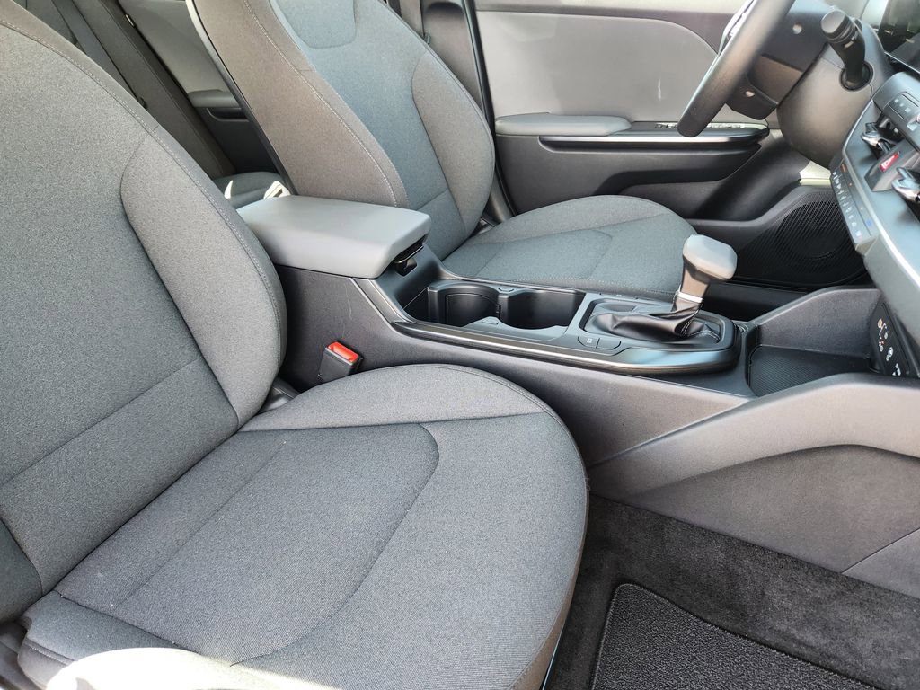Certified 2025 Kia K4 LXS FWD image 13