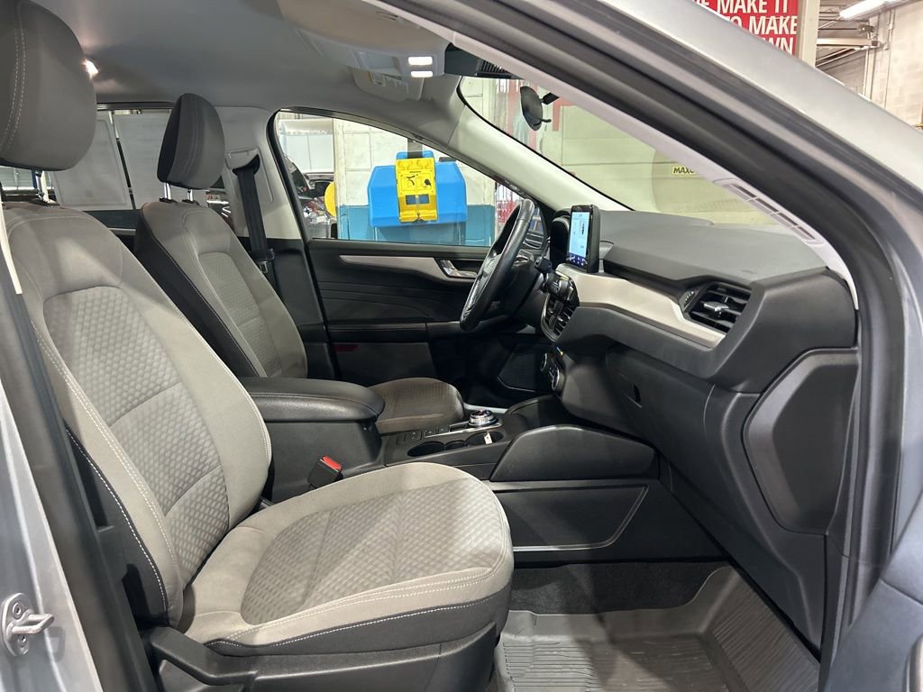 Used 2021 Ford Escape SE w/ Cold Weather Package image 36