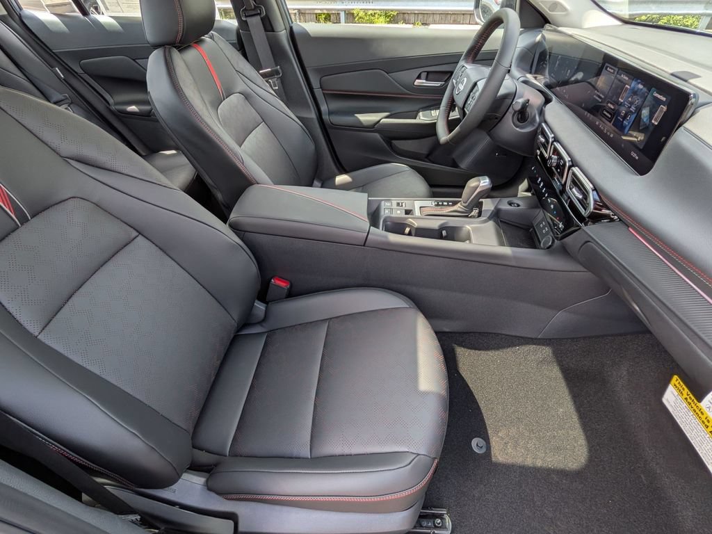 New 2026 Nissan Sentra SR w/ SR Premium Package FWD image 25