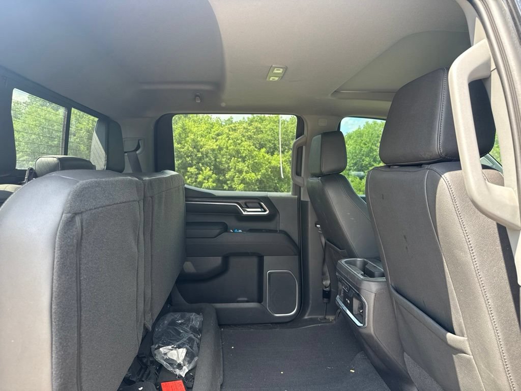 Used 2023 GMC Sierra 1500 SLT AWD/4WD image 13