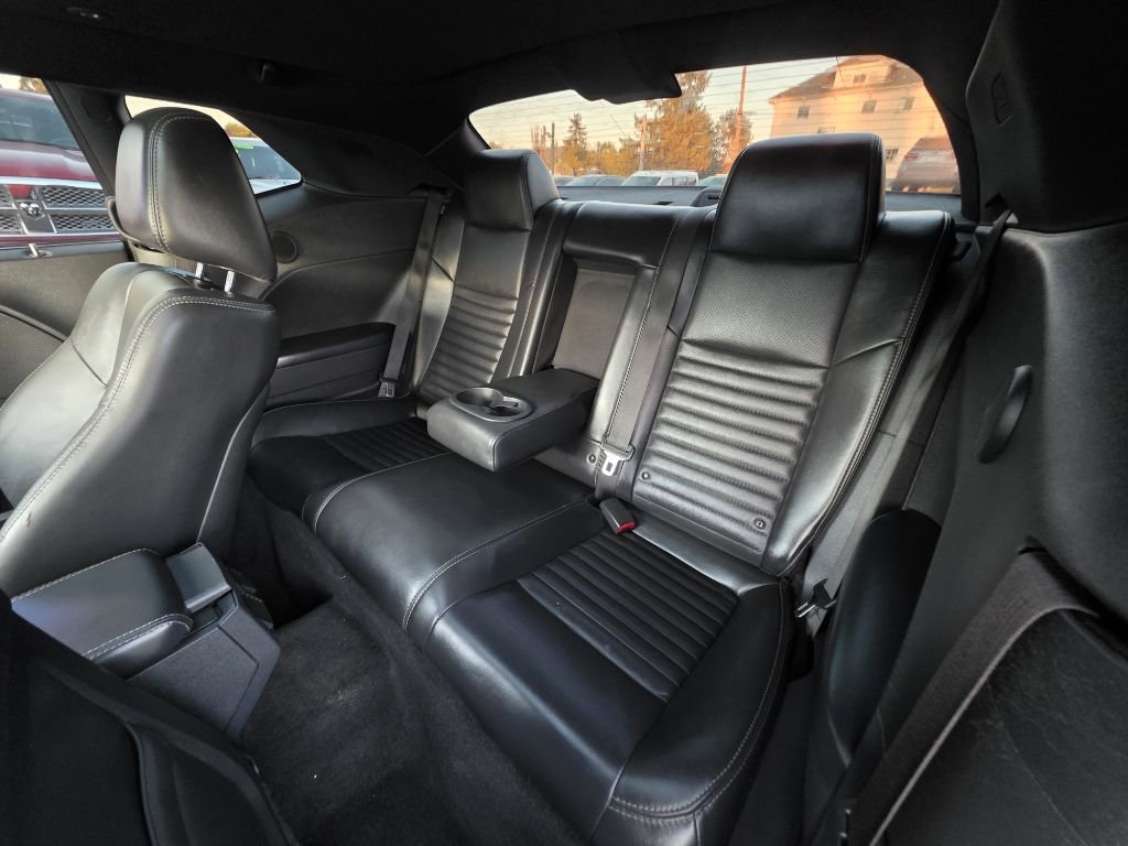 Used 2014 Dodge Challenger R/T Plus image 11