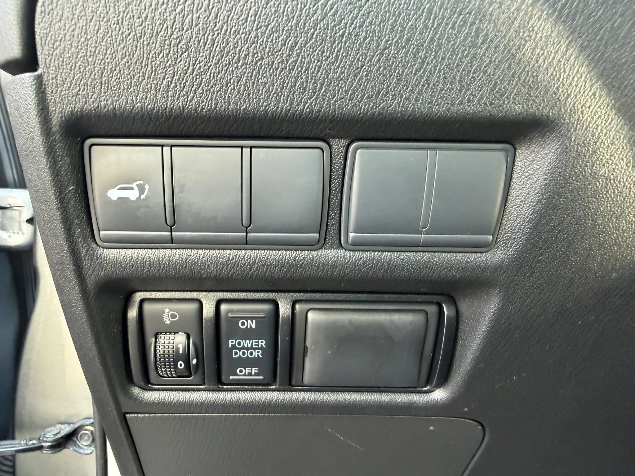 Used 2018 Nissan Armada SL w/ Moonroof Package AWD/4WD image 56