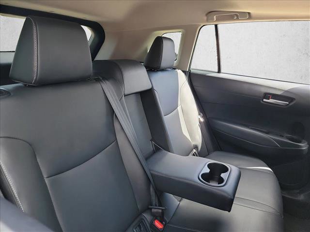 Used 2024 Toyota Corolla Cross XLE w/ Convenience Package image 16