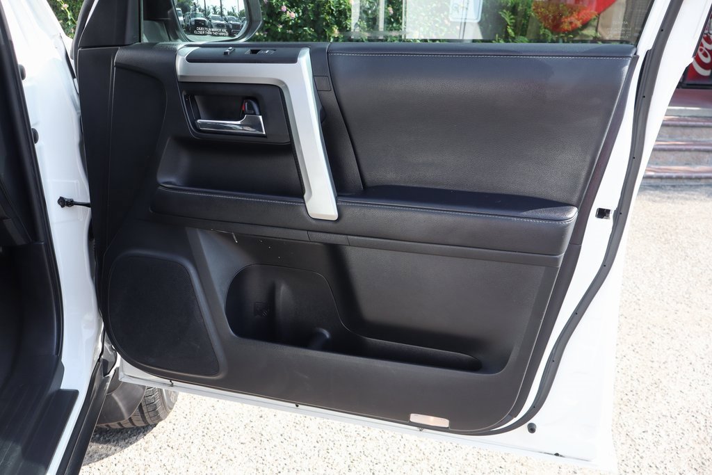 Used 2022 Toyota 4Runner SR5 image 45