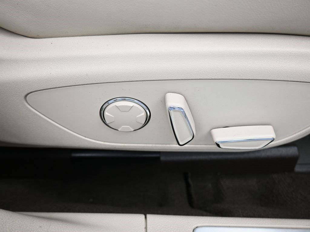 Used 2019 Lincoln MKZ Reserve w/ Reserve Plus Package image 45