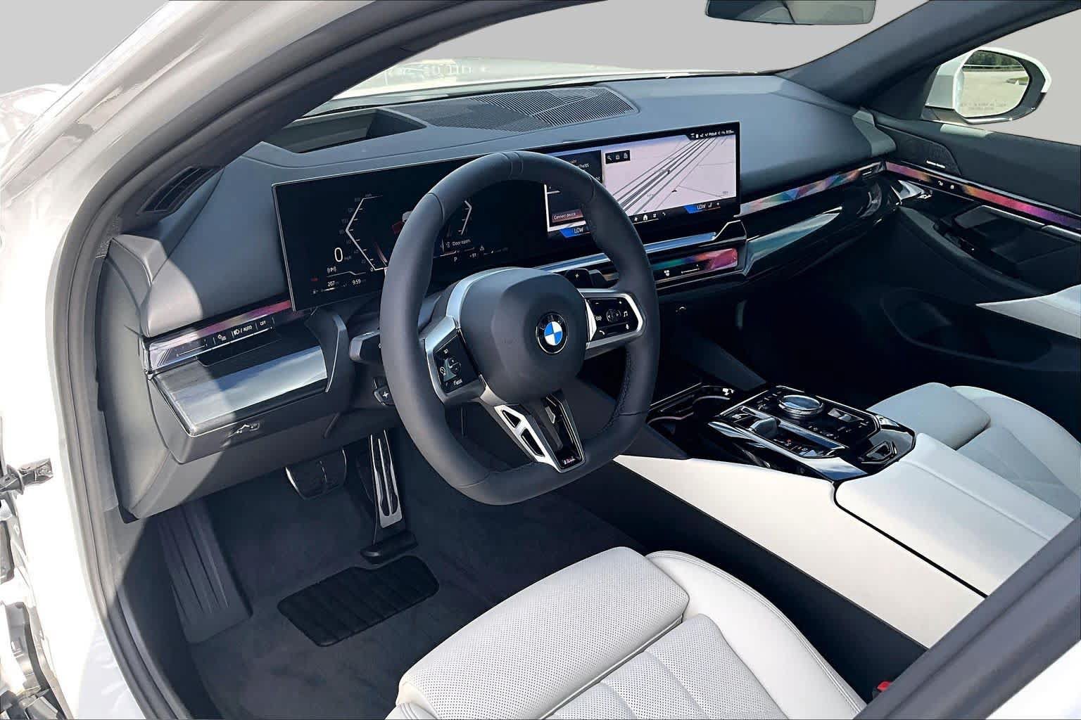Used 2027 BMW 540i xDrive w/ M Sport Package AWD/4WD image 16