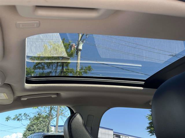 Used 2023 Ford Edge SEL AWD/4WD image 14