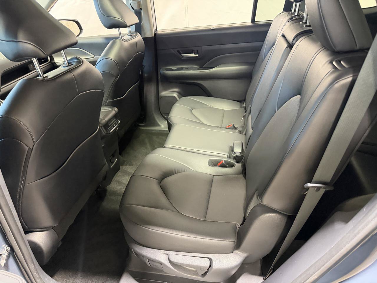 Used 2026 Toyota Grand Highlander AWD image 19