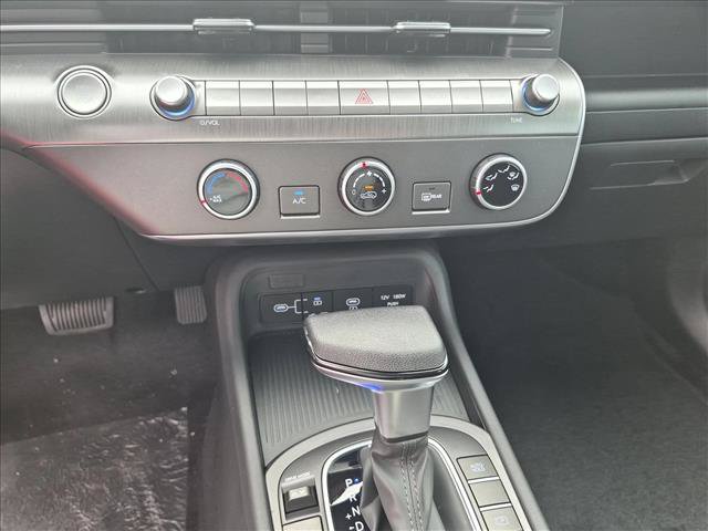 New 2027 Hyundai Kona SE FWD image 12