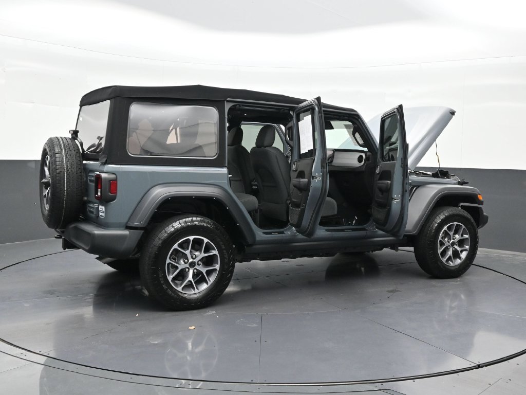 Used 2024 Jeep Wrangler Unlimited Sport AWD/4WD image 33