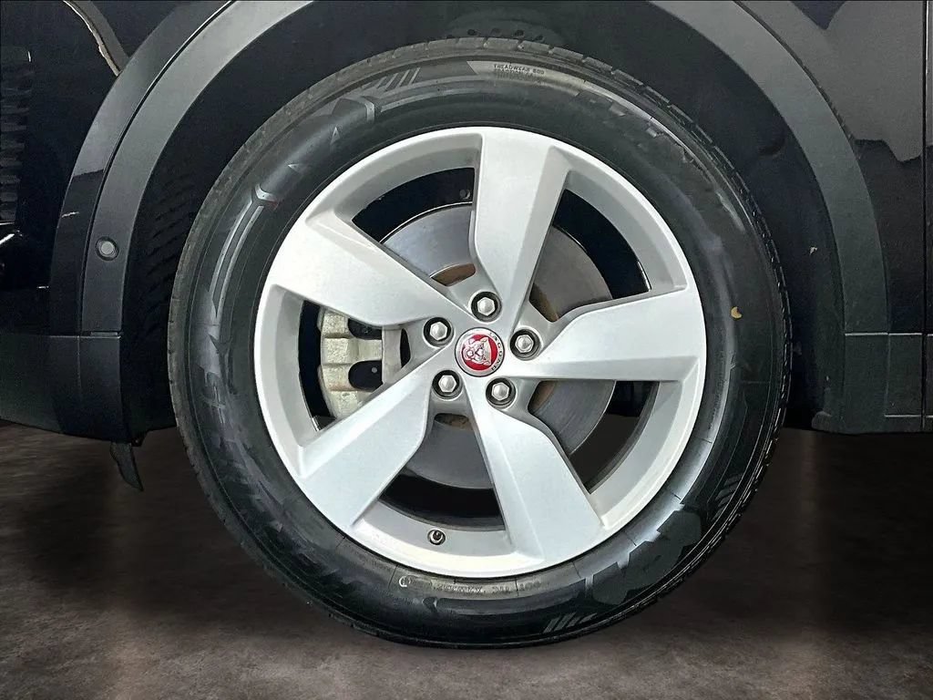 Used 2020 Jaguar E-PACE SE AWD/4WD image 34
