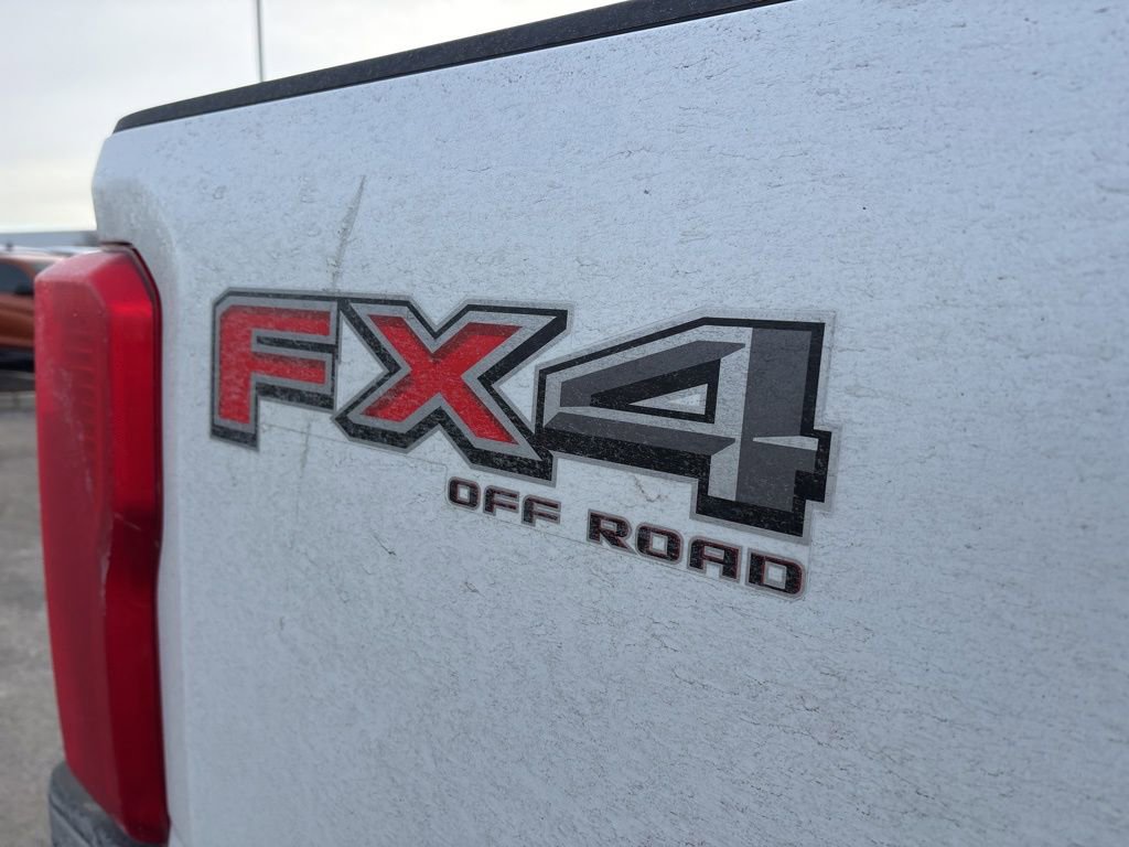 Used 2023 Ford F350 XLT w/ FX4 Off-Road Package image 5