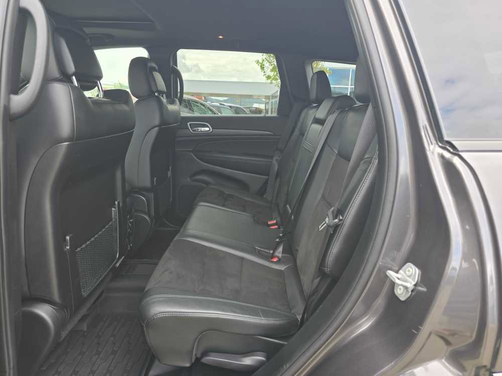 Used 2021 Jeep Grand Cherokee Altitude AWD/4WD image 16