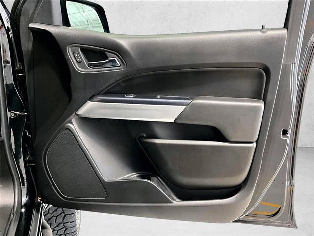 Used 2020 Chevrolet Colorado ZR2 w/ Colorado ZR2 Bison Edition AWD/4WD image 19