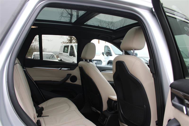 Used 2016 BMW X1 xDrive28i w/ Premium Package image 14