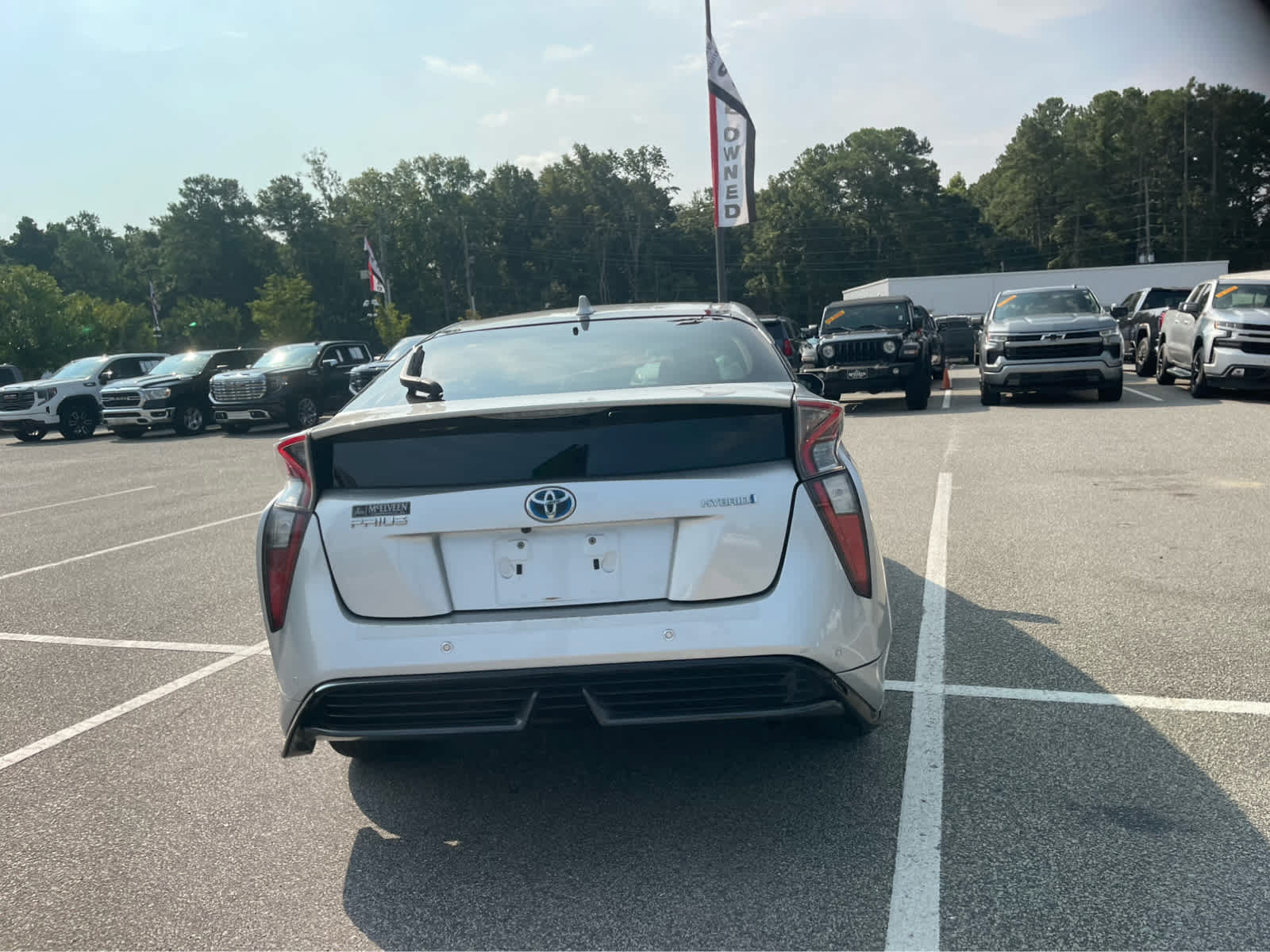 Used 2017 Toyota Prius Four Touring w/ Appearance Package FWD image 6
