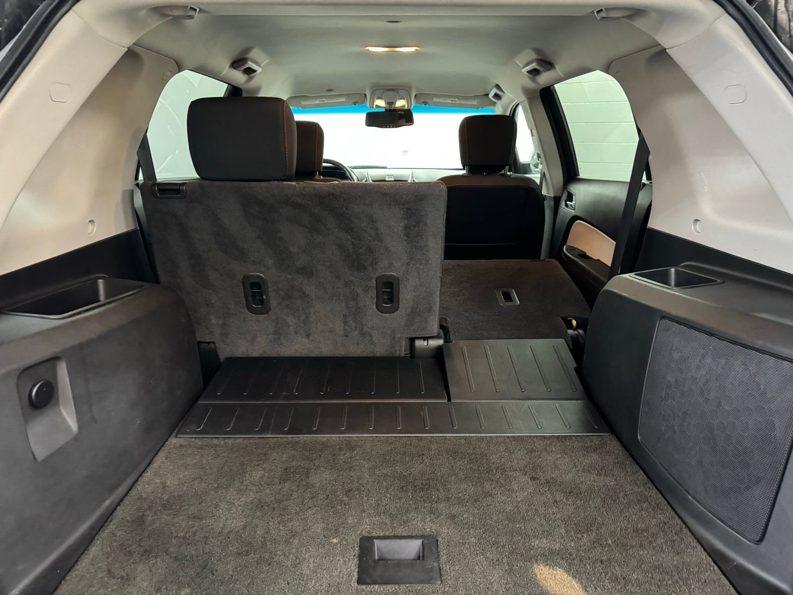 Used 2011 GMC Terrain SLE image 35