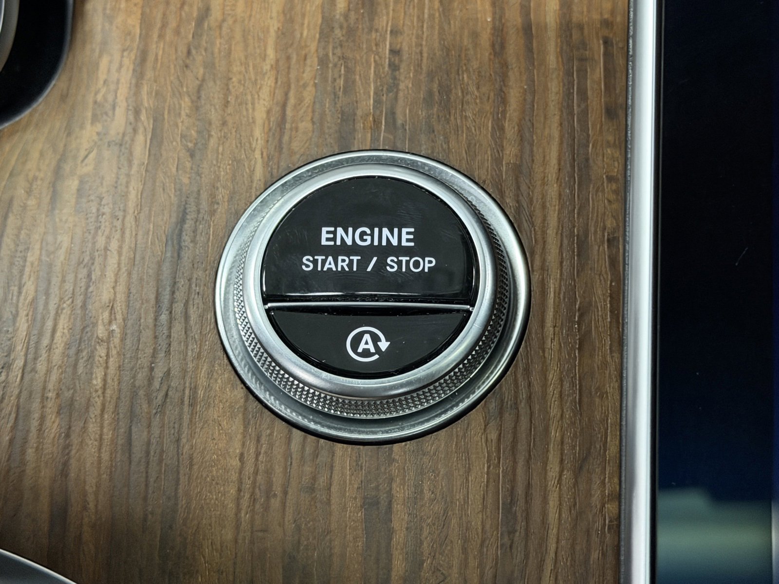 Certified 2022 Mercedes-Benz C 300 4MATIC Sedan image 32