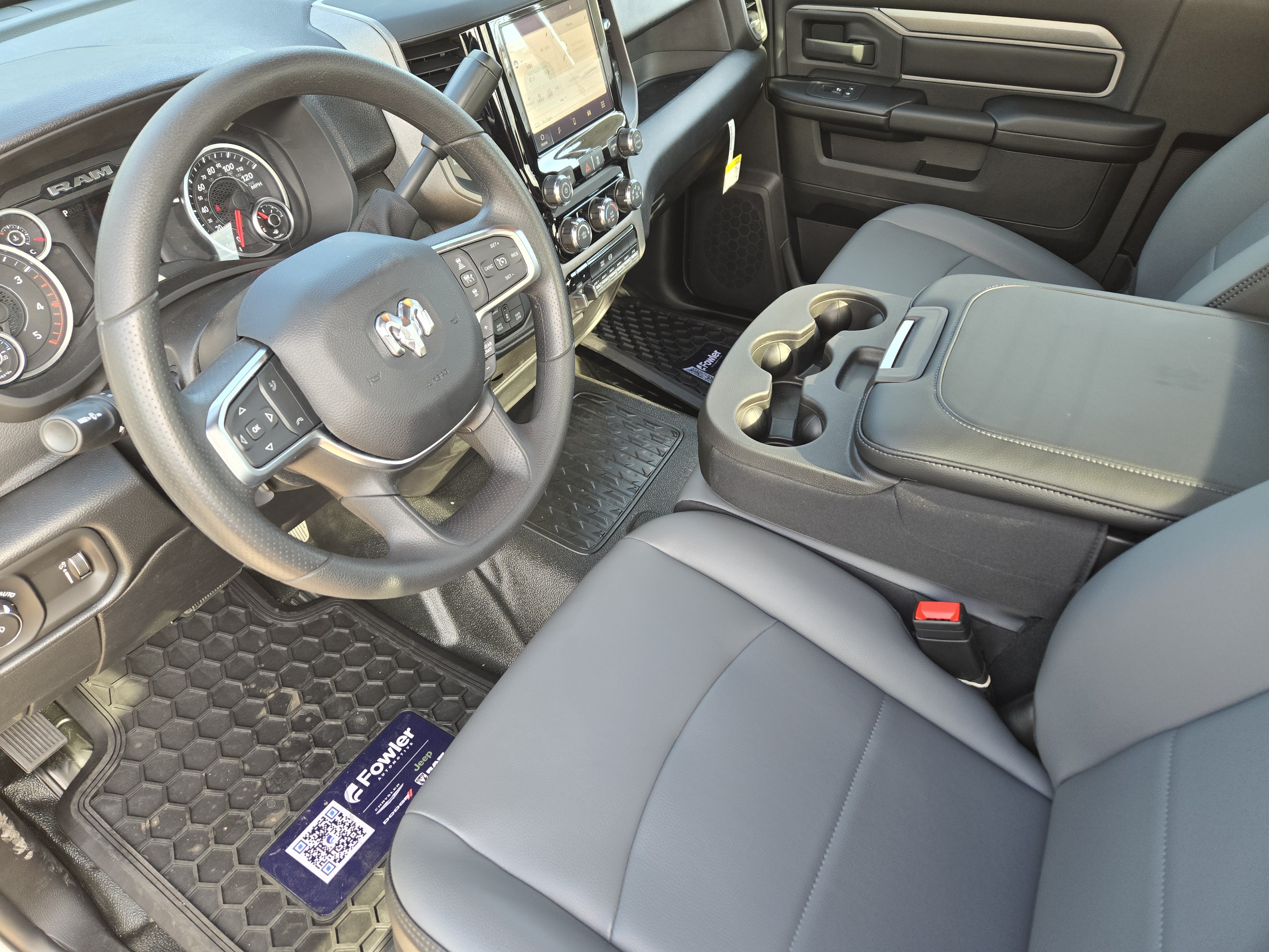 New 2026 RAM 3500 Tradesman w/ Chrome Appearance Group A AWD/4WD image 18