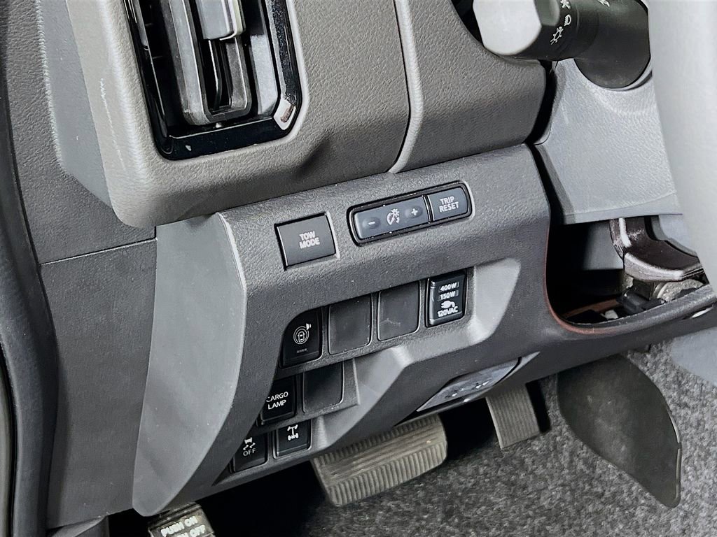 New 2026 Nissan Frontier PRO-4X w/ Pro-4x Convenience Package image 9