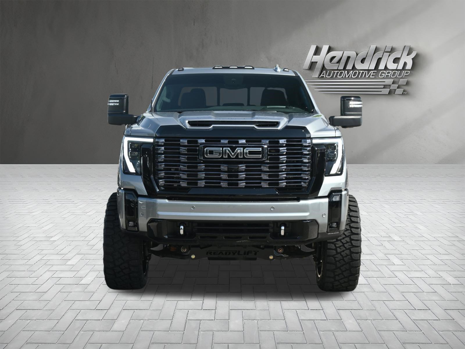 Used 2025 GMC Sierra 2500 Denali Ultimate AWD/4WD image 3