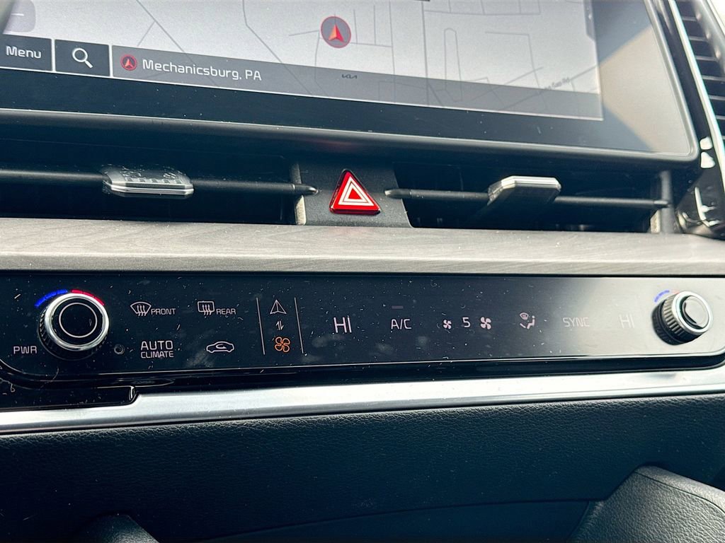 Certified 2024 Kia Sportage X-Line w/ X-Line Premium Package image 19