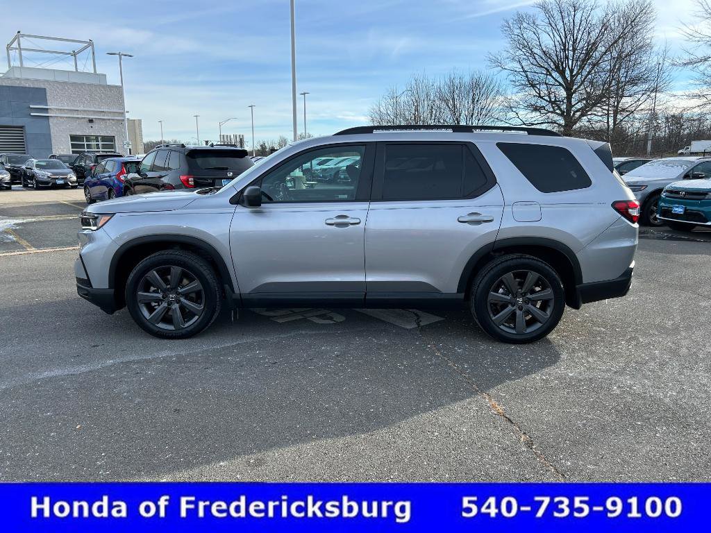 Certified 2024 Honda Pilot Sport video 3