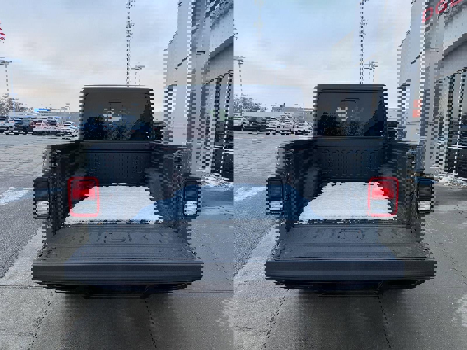 New 2025 Jeep Gladiator Sport image 7