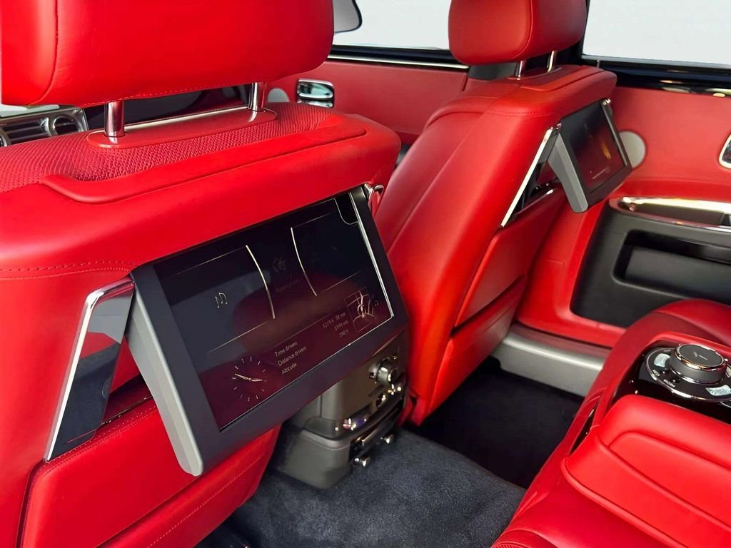 Used 2018 Rolls-Royce Ghost RWD image 10