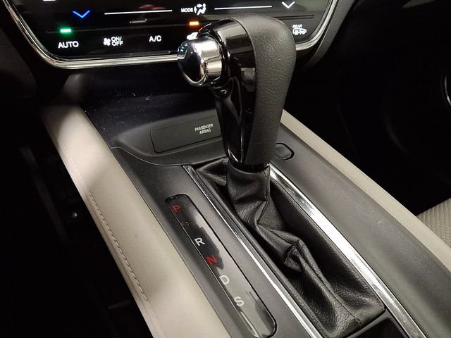 Used 2017 Honda HR-V EX image 17