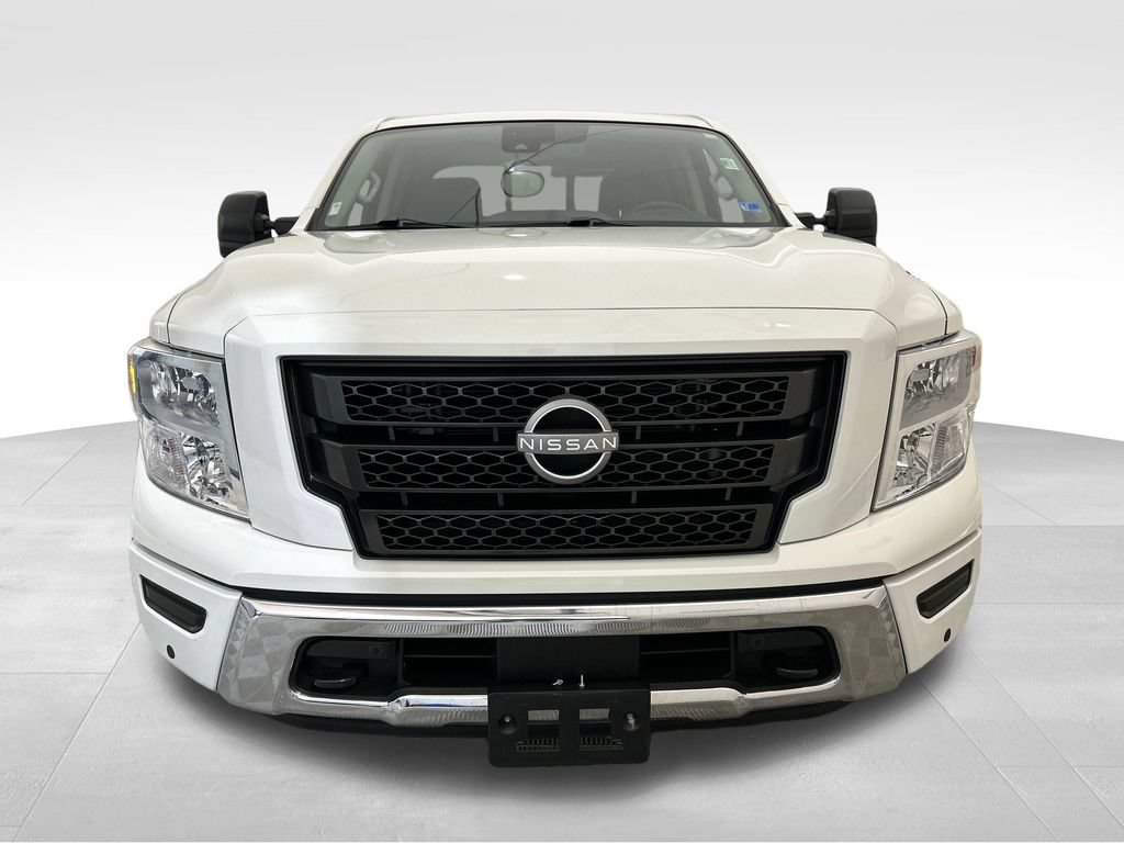 Used 2024 Nissan Titan SV w/ SV Convenience Package AWD/4WD image 10