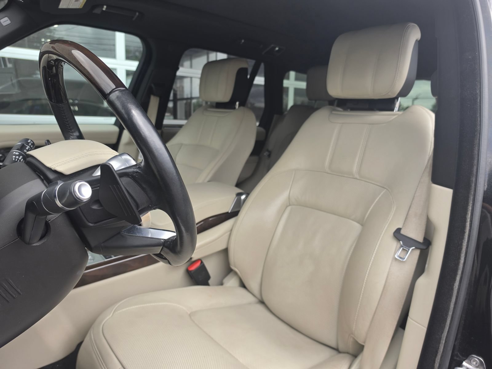Used 2019 Land Rover Range Rover HSE AWD/4WD image 7