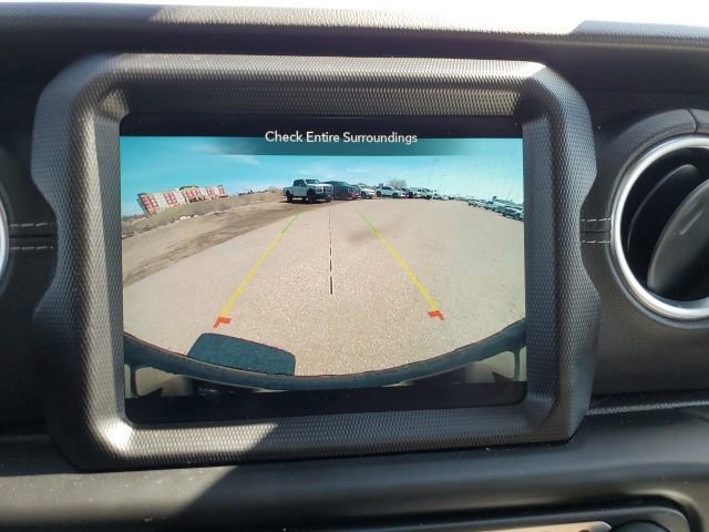 Used 2021 Jeep Wrangler Unlimited Sahara w/ Dual Top Group image 17