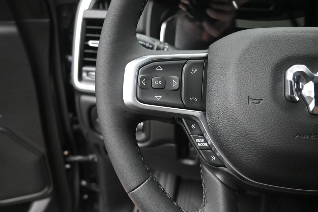 New 2026 RAM 1500 Big Horn AWD/4WD image 32