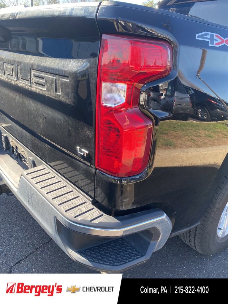 Certified 2025 Chevrolet Silverado 1500 LT AWD/4WD image 15