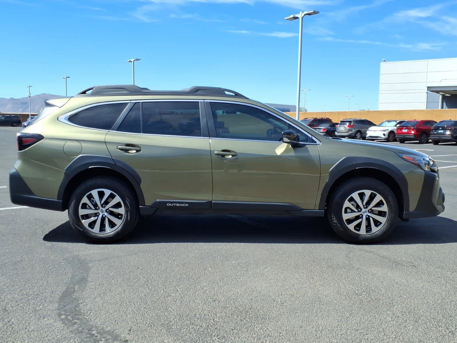 Certified 2025 Subaru Outback Premium w/ Popular Package #1A AWD/4WD image 8