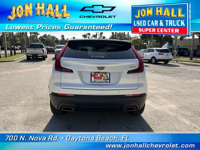 Used 2022 Cadillac XT4 Luxury w/ Driver Awareness Package FWD image 7