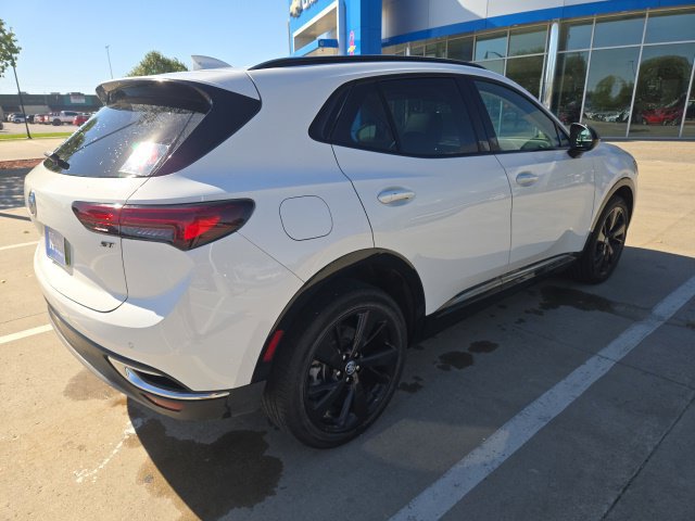 Used 2023 Buick Envision Essence w/ Sport Touring Package AWD/4WD image 5