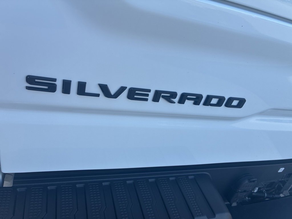 Used 2025 Chevrolet Silverado 1500 LT Trail Boss w/ Dark Appearance Package image 16