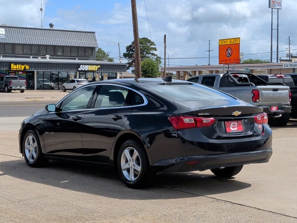 Used 2022 Chevrolet Malibu LS FWD image 6