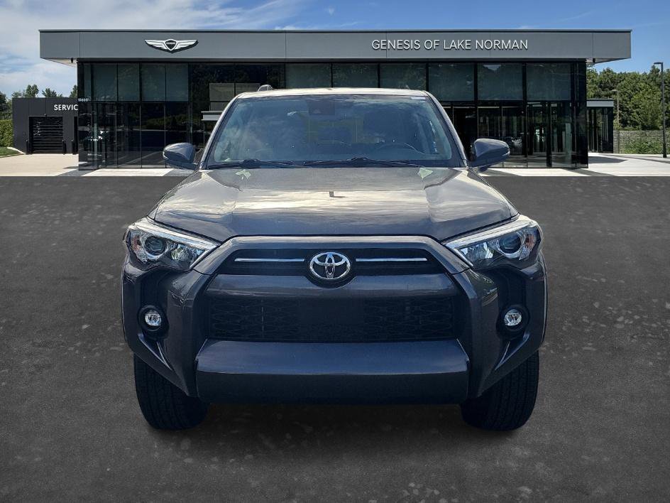 Used 2021 Toyota 4Runner SR5 Premium w/ Moonroof Package AWD/4WD image 2